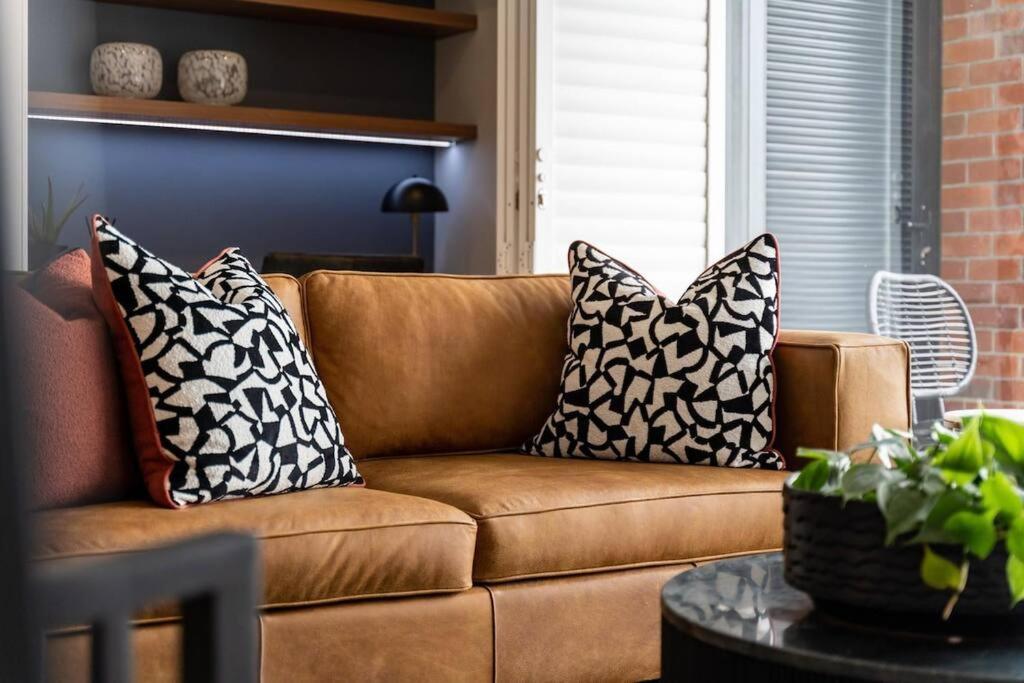 Styled Top Floor Apartment, With Back-Up Power 케이프타운 외부 사진